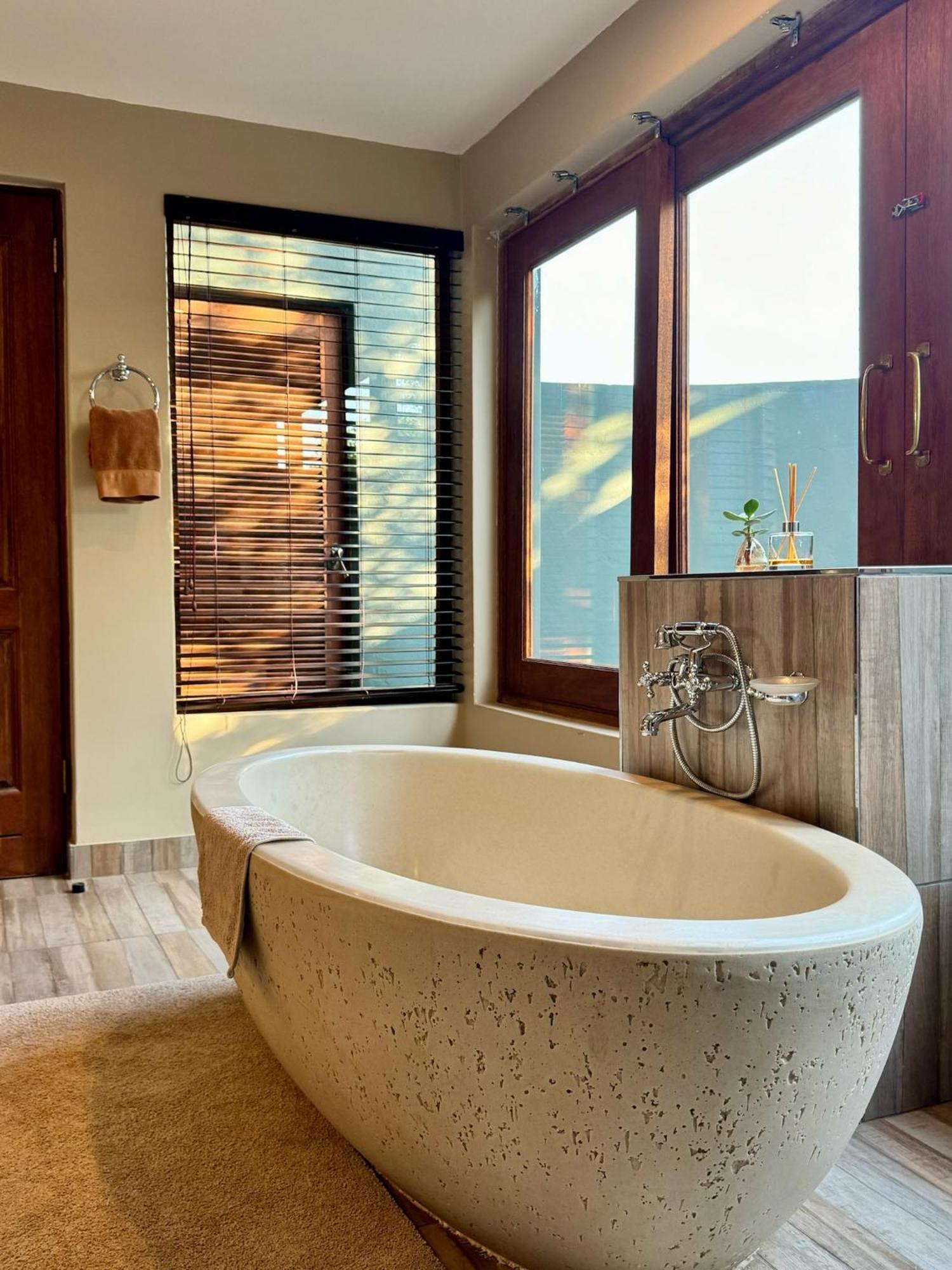Matlhagame Pangolin Game Lodge - Self Catering, Incl 2 Game Drives Per Day מראה חיצוני תמונה